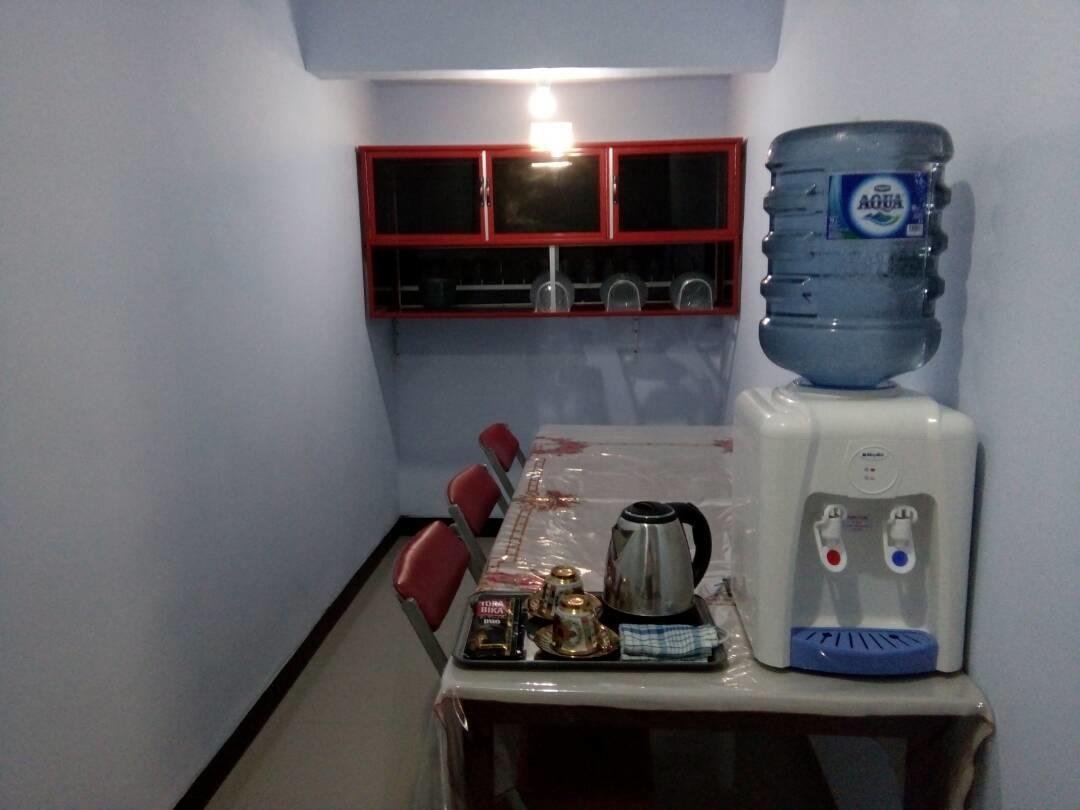 Rembulan Guest House Jombang Buitenkant foto